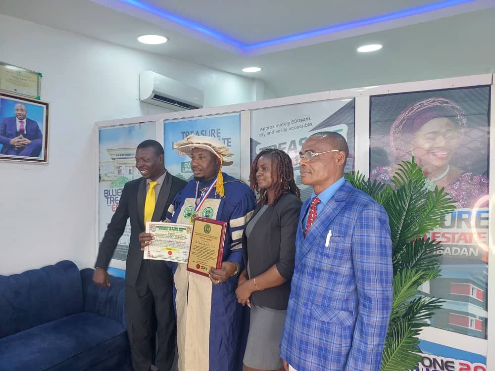 Dr-real-estate-honour-degree-home